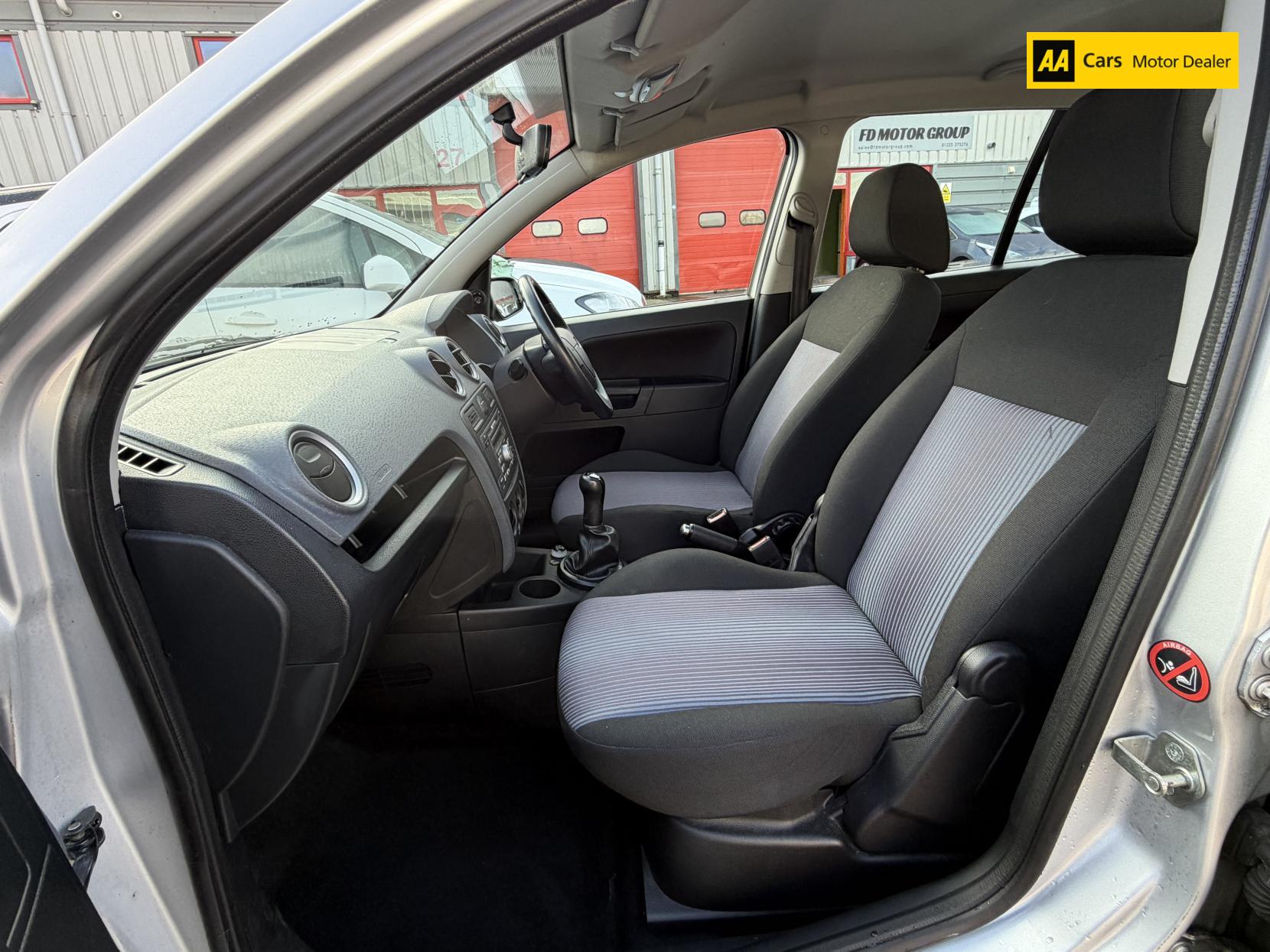 Ford Fusion 1.4 Style + Hatchback 5dr Petrol Manual (154 g/km, 79 bhp)