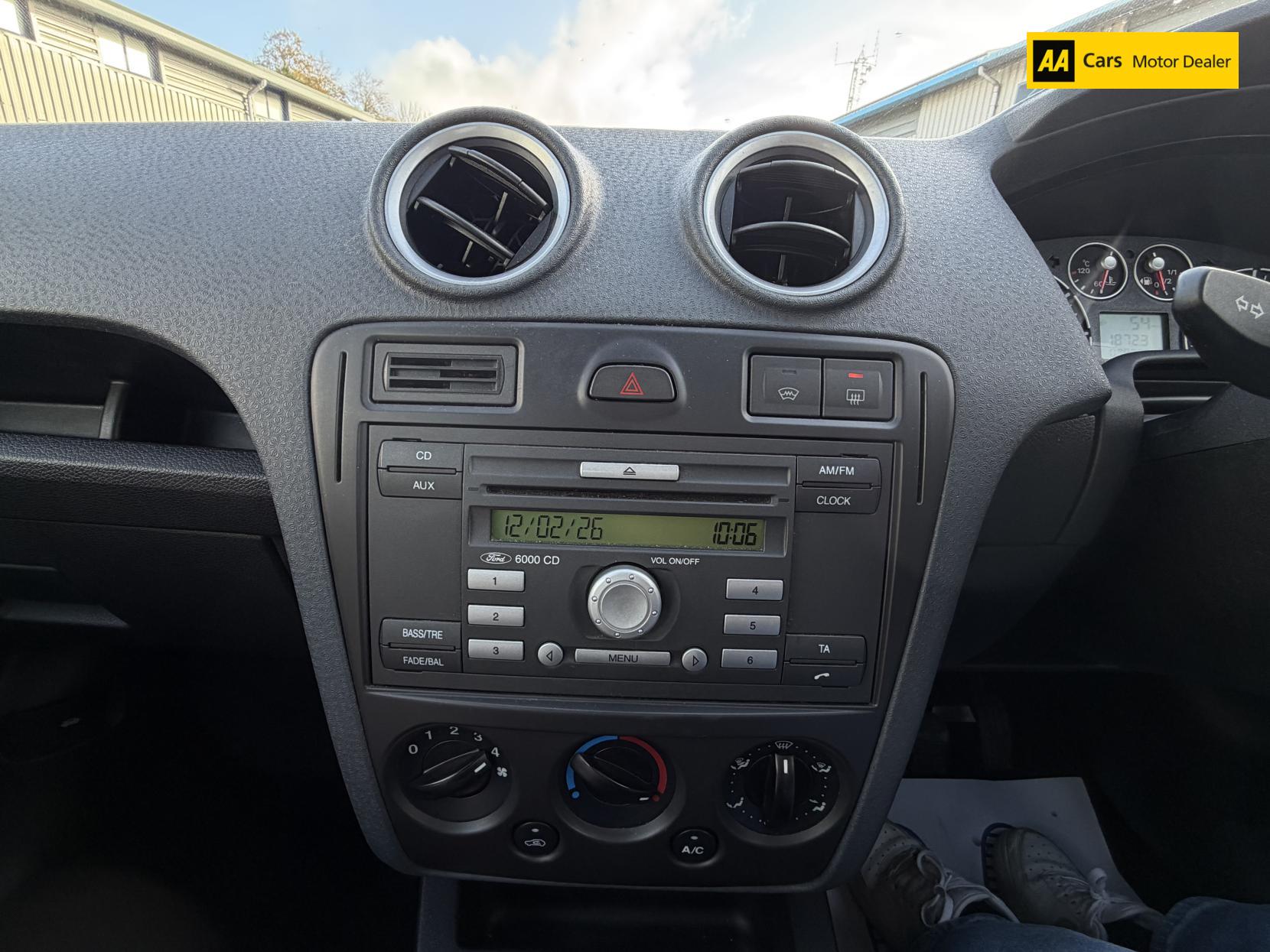 Ford Fusion 1.4 Style + Hatchback 5dr Petrol Manual (154 g/km, 79 bhp)