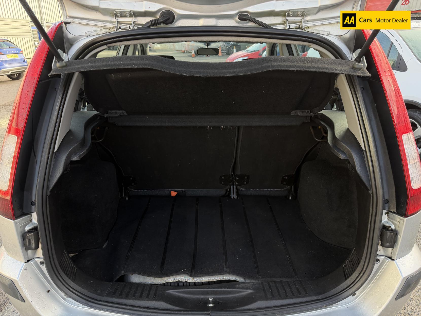 Ford Fusion 1.4 Style + Hatchback 5dr Petrol Manual (154 g/km, 79 bhp)