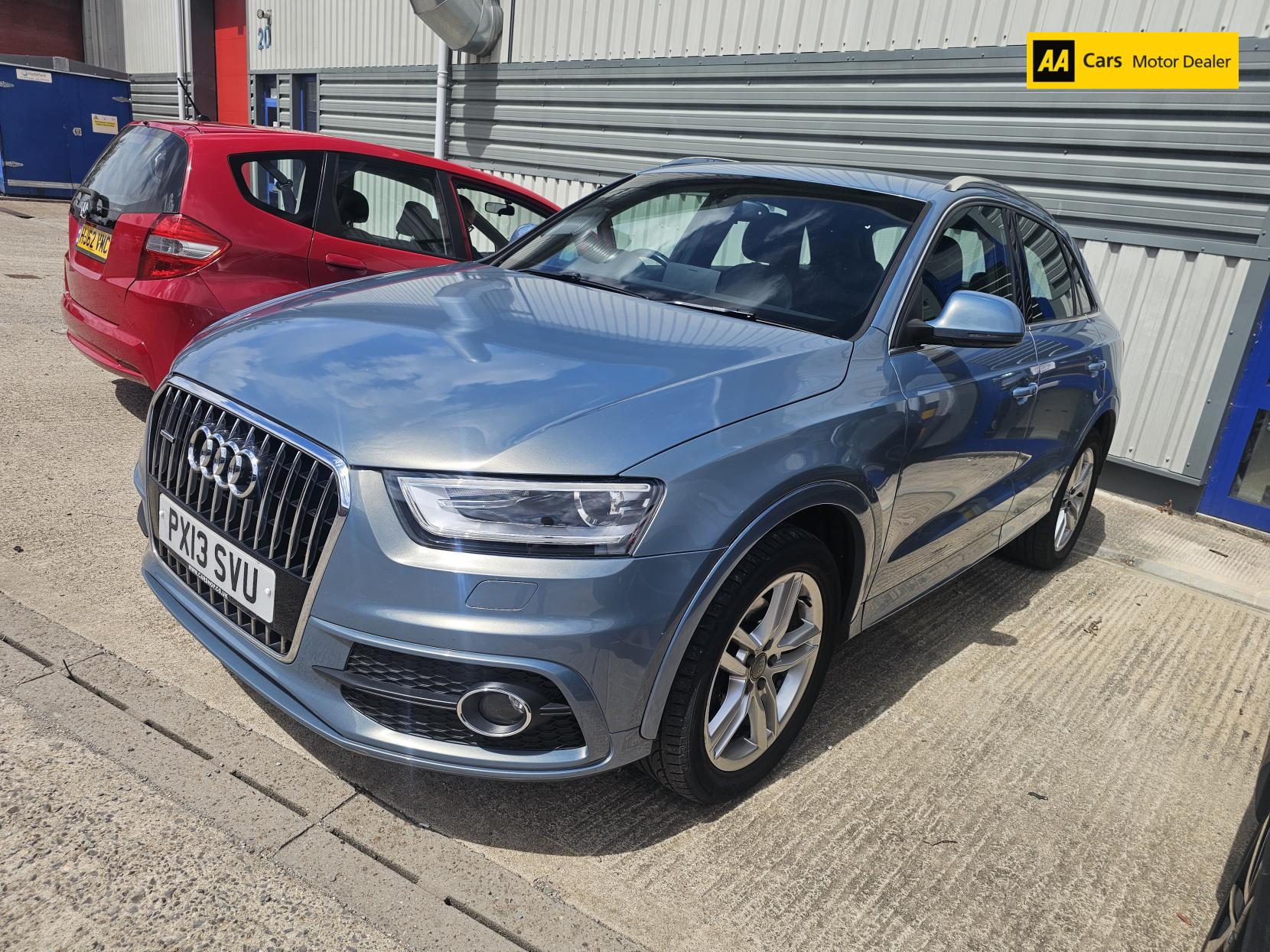 Audi Q3 2.0 TDI S line SUV 5dr Diesel S Tronic quattro Euro 5 (s/s) (177 ps)