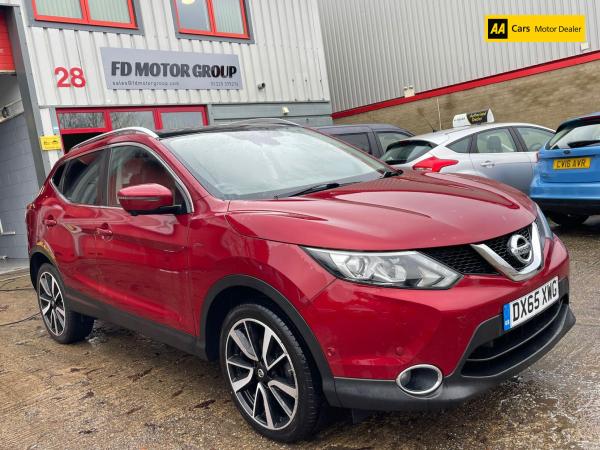 Nissan Qashqai 1.6 dCi Tekna SUV 5dr Diesel Manual 2WD Euro 6 (s/s) (130 ps)