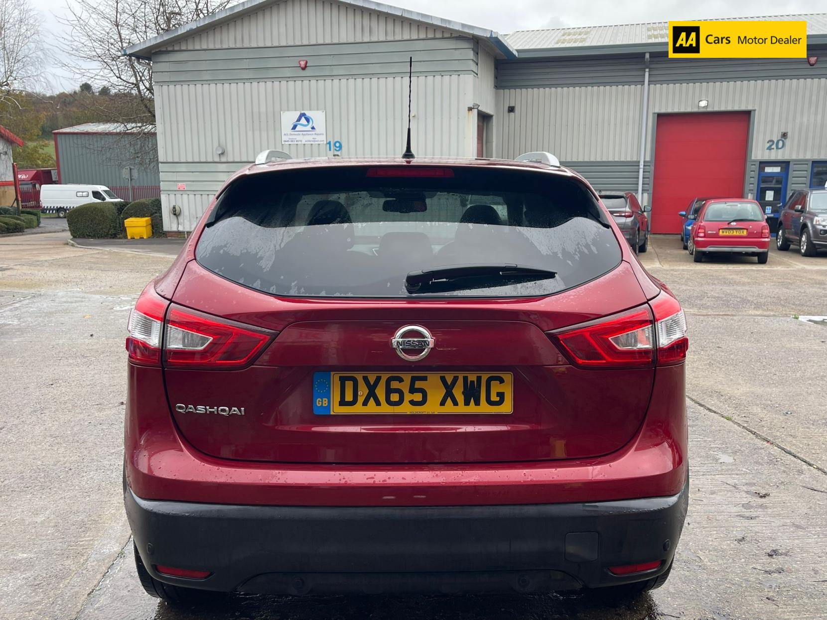 Nissan Qashqai 1.6 dCi Tekna SUV 5dr Diesel Manual 2WD Euro 6 (s/s) (130 ps)