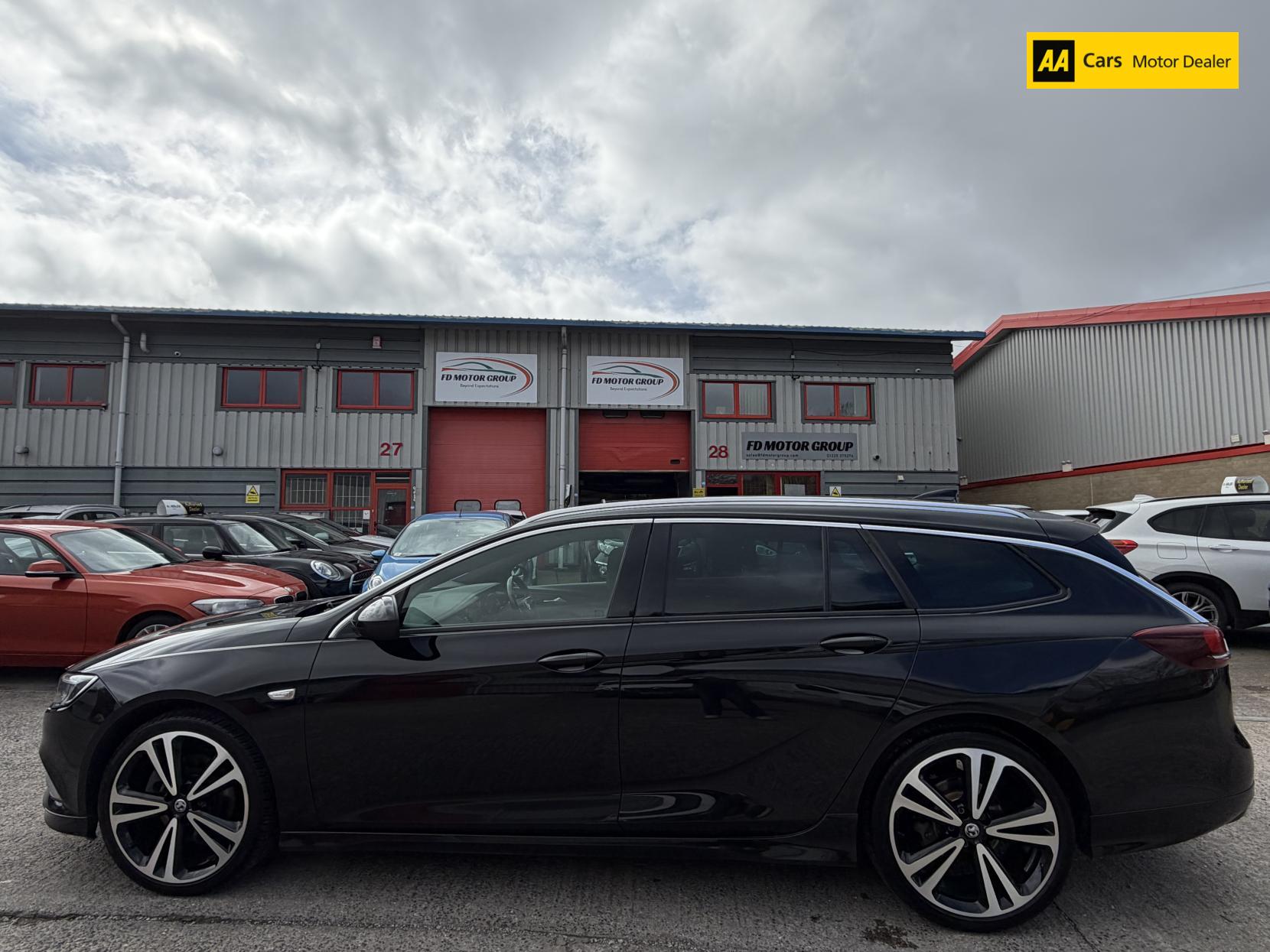Vauxhall Insignia 2.0 Turbo D BlueInjection SRi VX Line Nav Sports Tourer 5dr Diesel Manual Euro 6 (s/s) (170 ps)