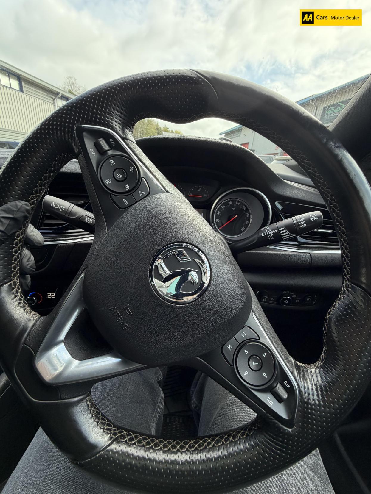 Vauxhall Insignia 2.0 Turbo D BlueInjection SRi VX Line Nav Sports Tourer 5dr Diesel Manual Euro 6 (s/s) (170 ps)