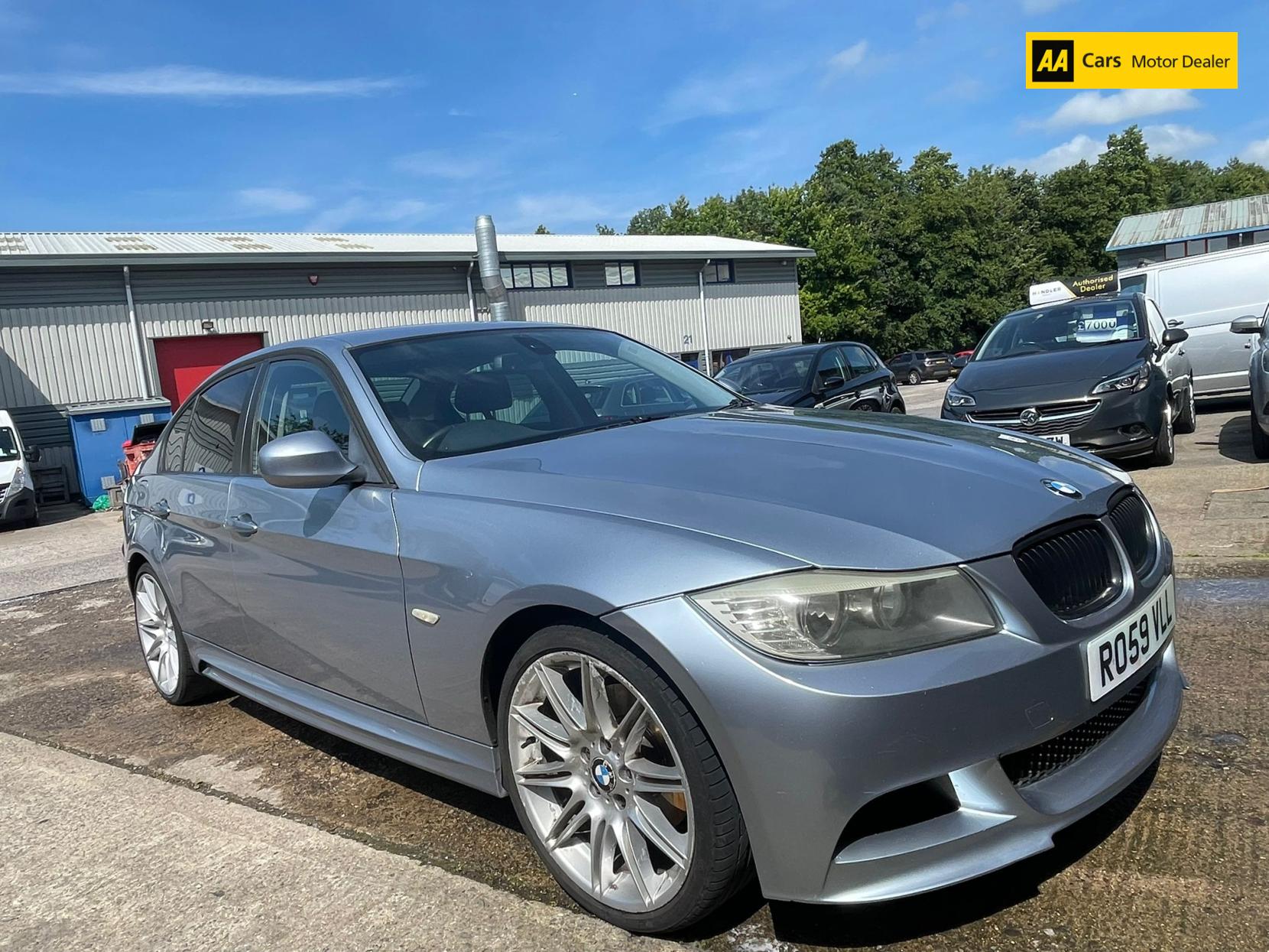 BMW 3 Series 2.0 320d SE Saloon 4dr Diesel Steptronic Euro 5 (177 ps)