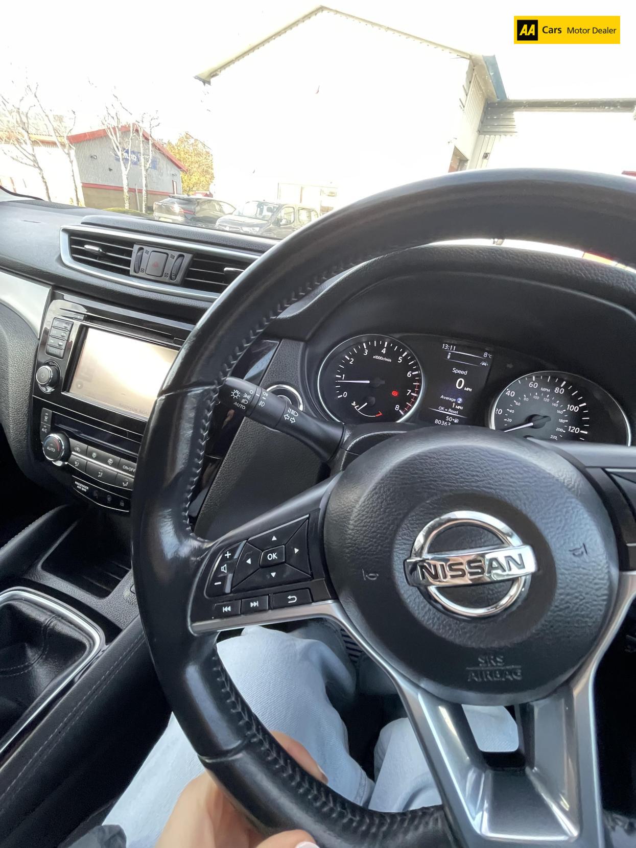 Nissan Qashqai 1.6 DIG-T N-Connecta SUV 5dr Petrol Manual Euro 6 (s/s) (163 ps)