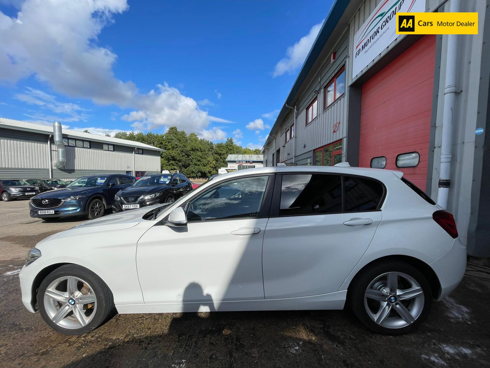 BMW 1 Series 1.5 118i Sport Hatchback 5dr Petrol Manual Euro 6 (s/s) (136 ps)