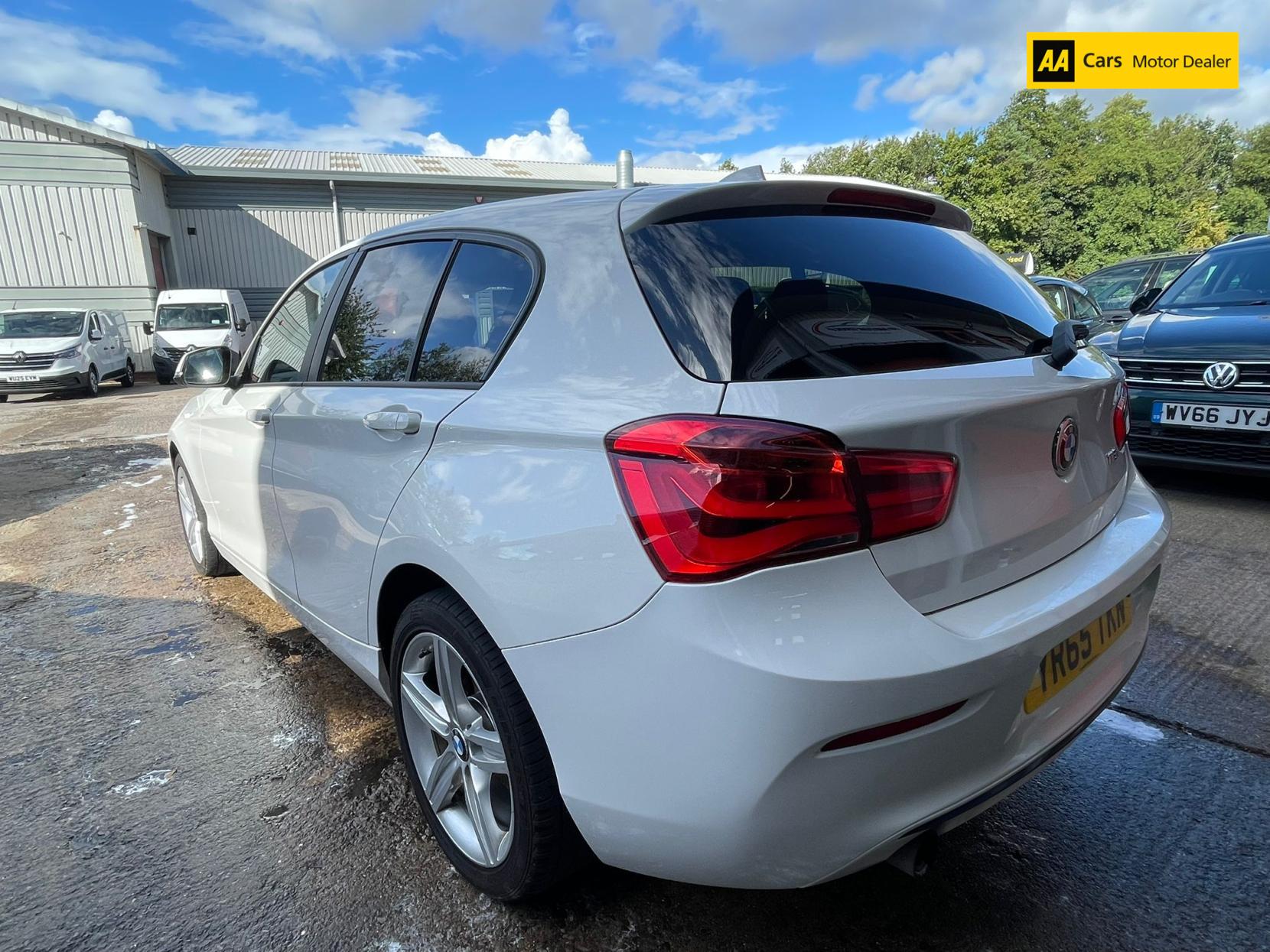 BMW 1 Series 1.5 118i Sport Hatchback 5dr Petrol Manual Euro 6 (s/s) (136 ps)