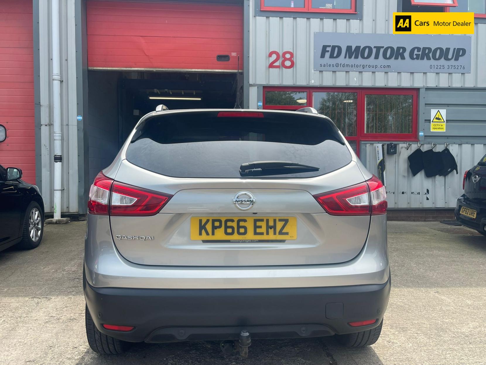 Nissan Qashqai 1.5 dCi N-Connecta SUV 5dr Diesel Manual 2WD Euro 6 (s/s) (110 ps)