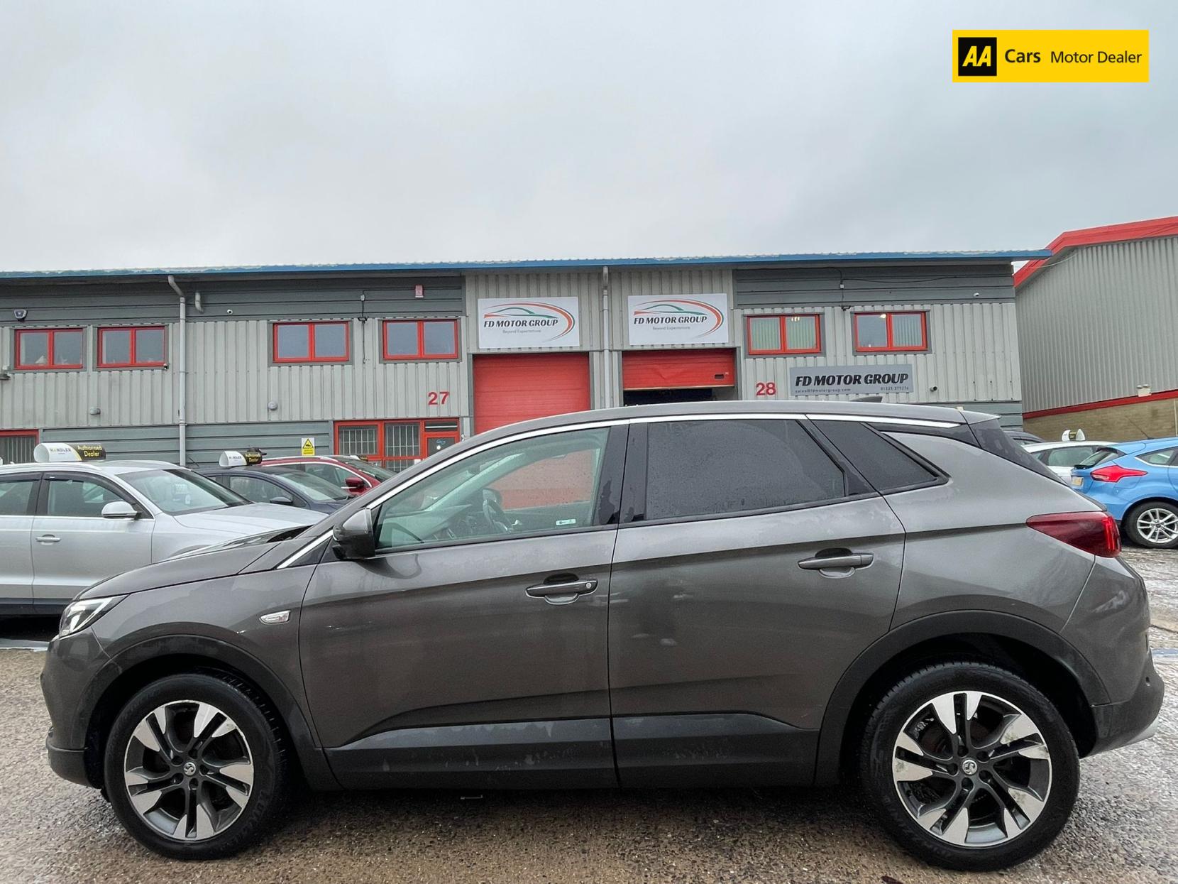 Vauxhall Grandland X 1.6 Turbo D BlueInjection Sport Nav SUV 5dr Diesel Manual Euro 6 (s/s) (120 ps)