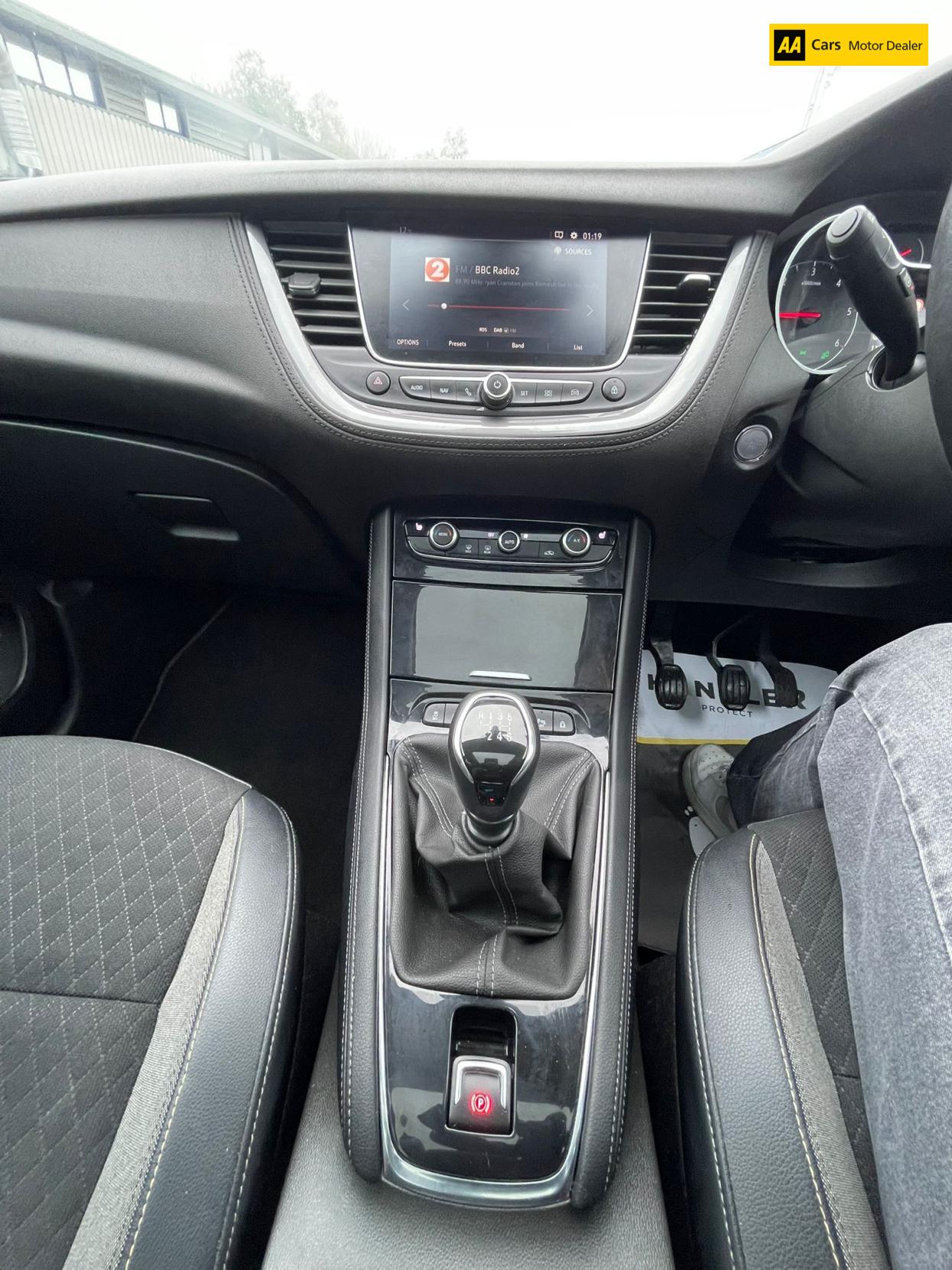 Vauxhall Grandland X 1.6 Turbo D BlueInjection Sport Nav SUV 5dr Diesel Manual Euro 6 (s/s) (120 ps)