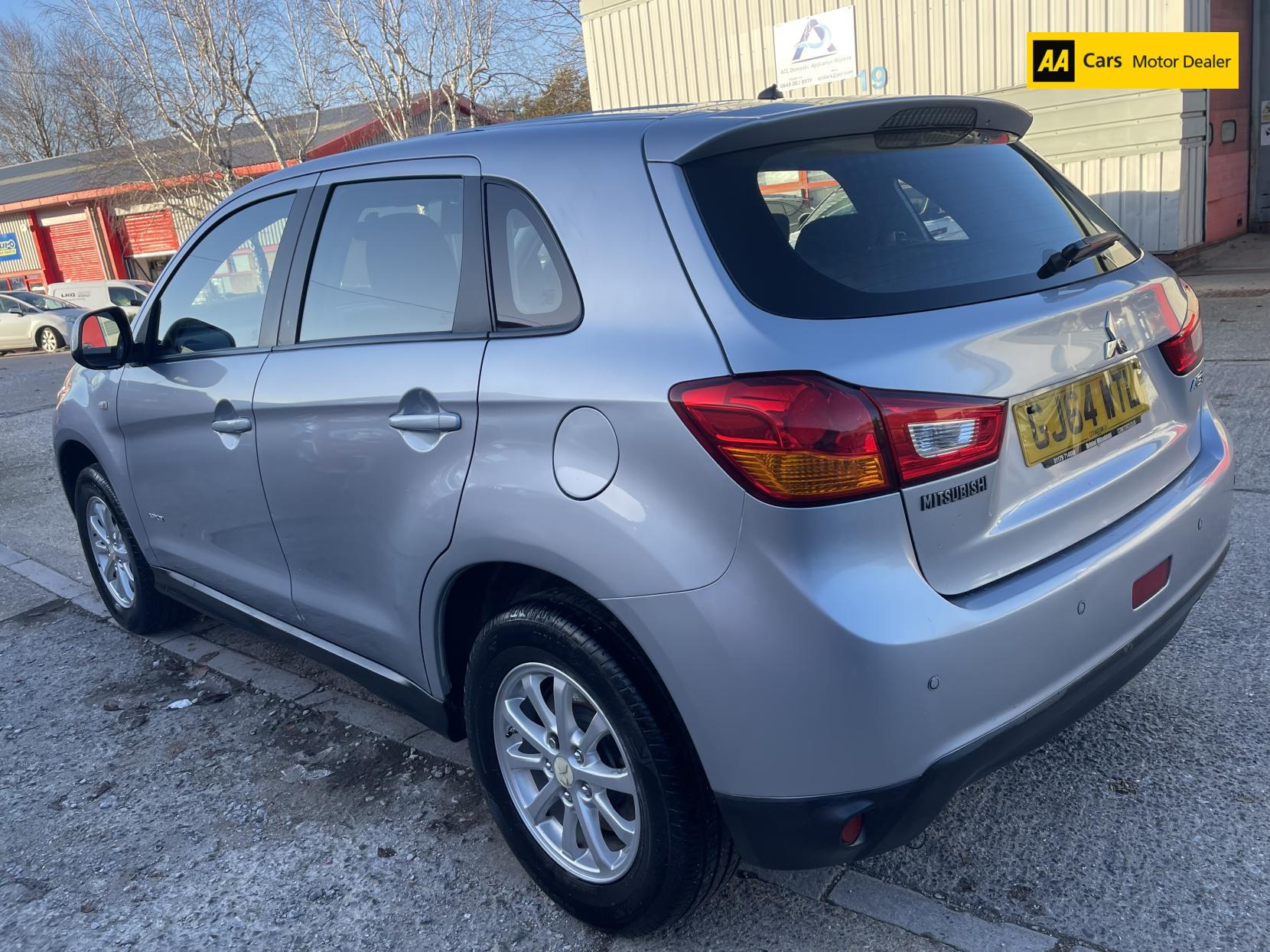 Mitsubishi ASX 1.6 2 SUV 5dr Petrol Manual Euro 5 (117 ps)