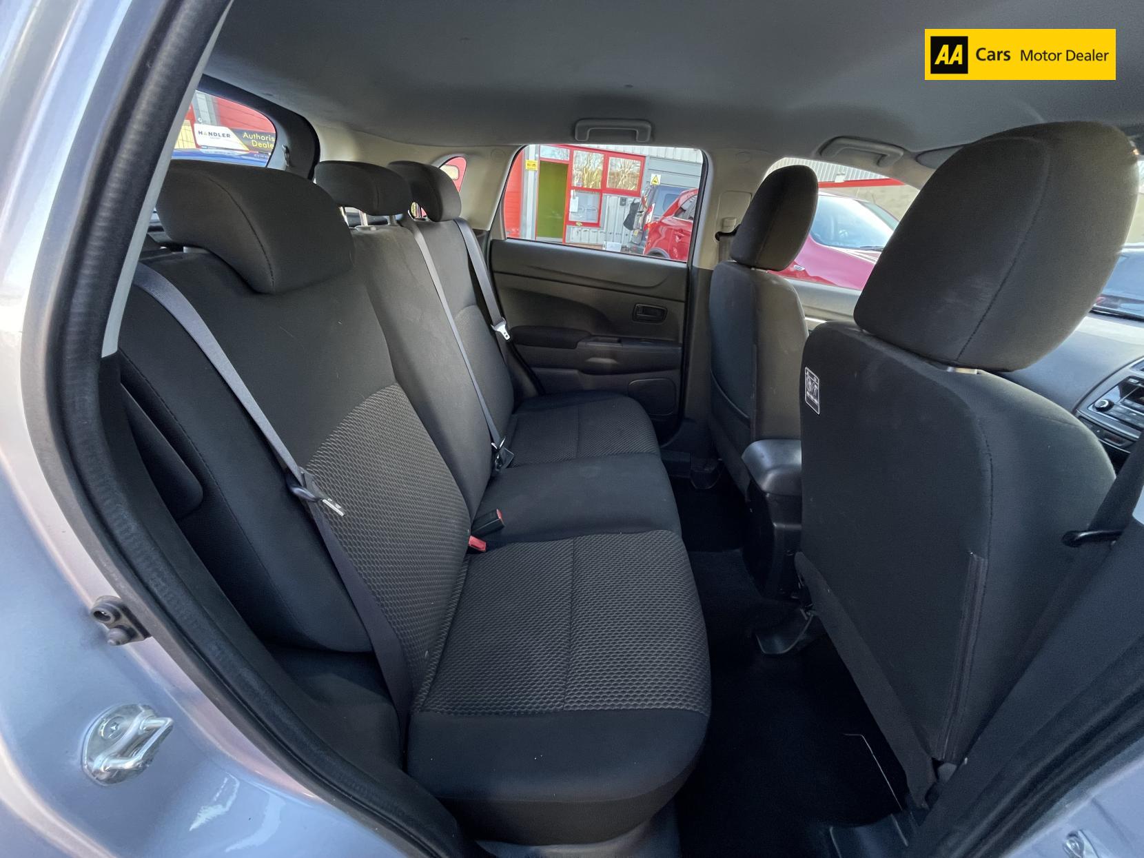 Mitsubishi ASX 1.6 2 SUV 5dr Petrol Manual Euro 5 (117 ps)