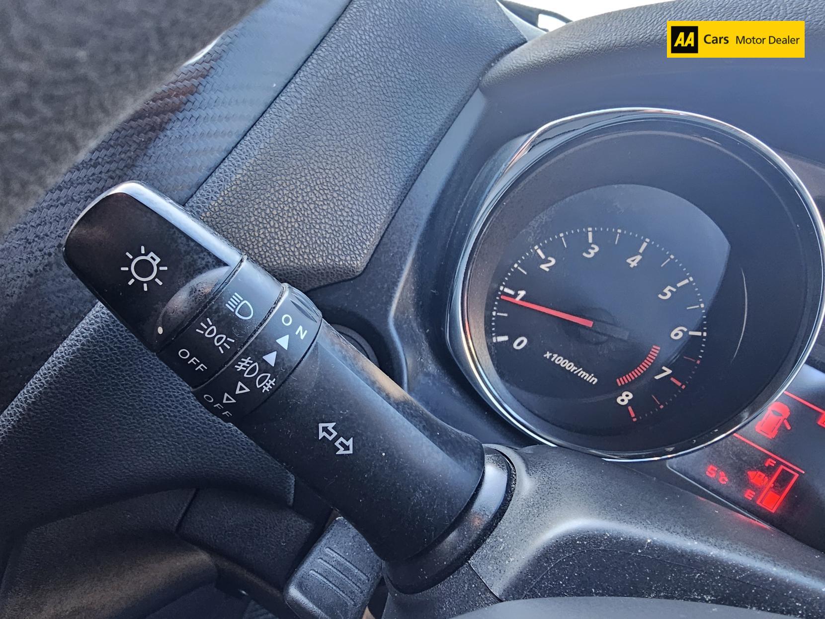 Mitsubishi ASX 1.6 2 SUV 5dr Petrol Manual Euro 5 (117 ps)