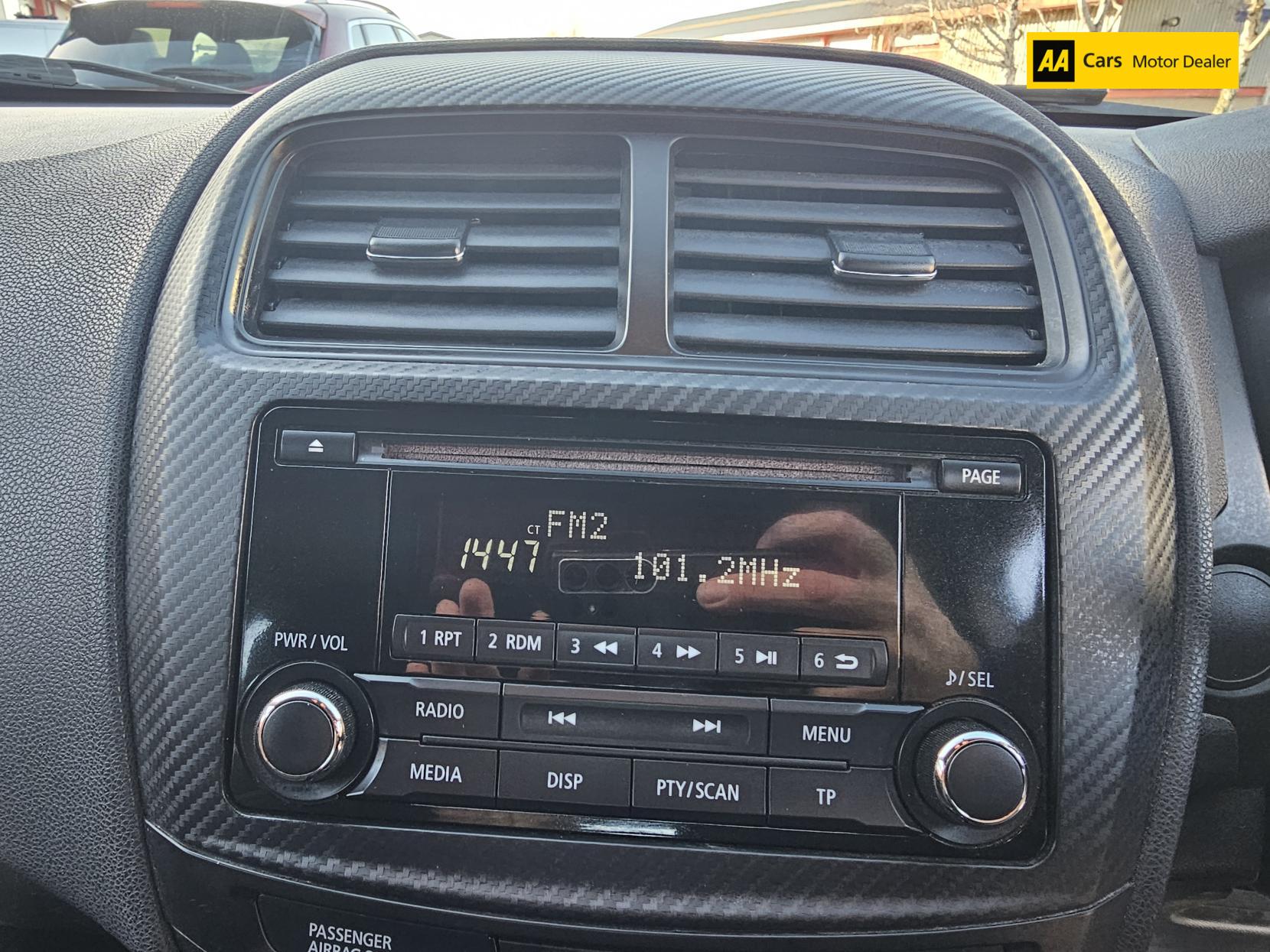 Mitsubishi ASX 1.6 2 SUV 5dr Petrol Manual Euro 5 (117 ps)