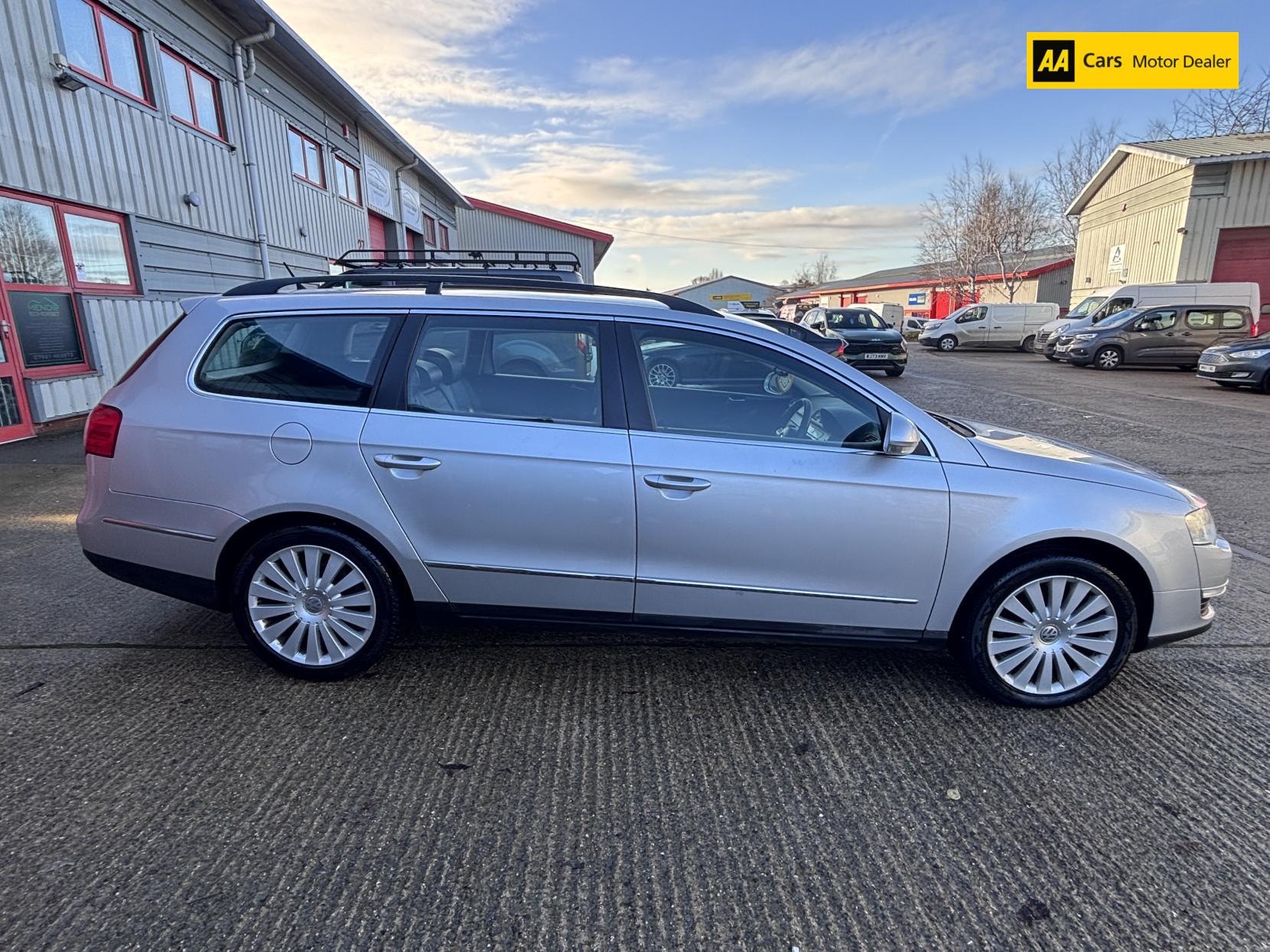 Volkswagen Passat 2.0 TDI Highline Plus Estate 5dr Diesel Manual Euro 5 (110 ps)