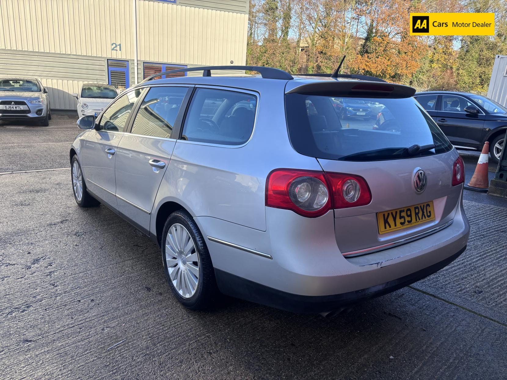 Volkswagen Passat 2.0 TDI Highline Plus Estate 5dr Diesel Manual Euro 5 (110 ps)