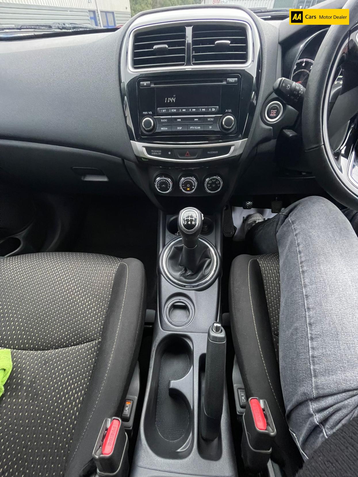 Mitsubishi ASX 1.6 ZC-M SUV 5dr Petrol Manual Euro 6 (117 ps)