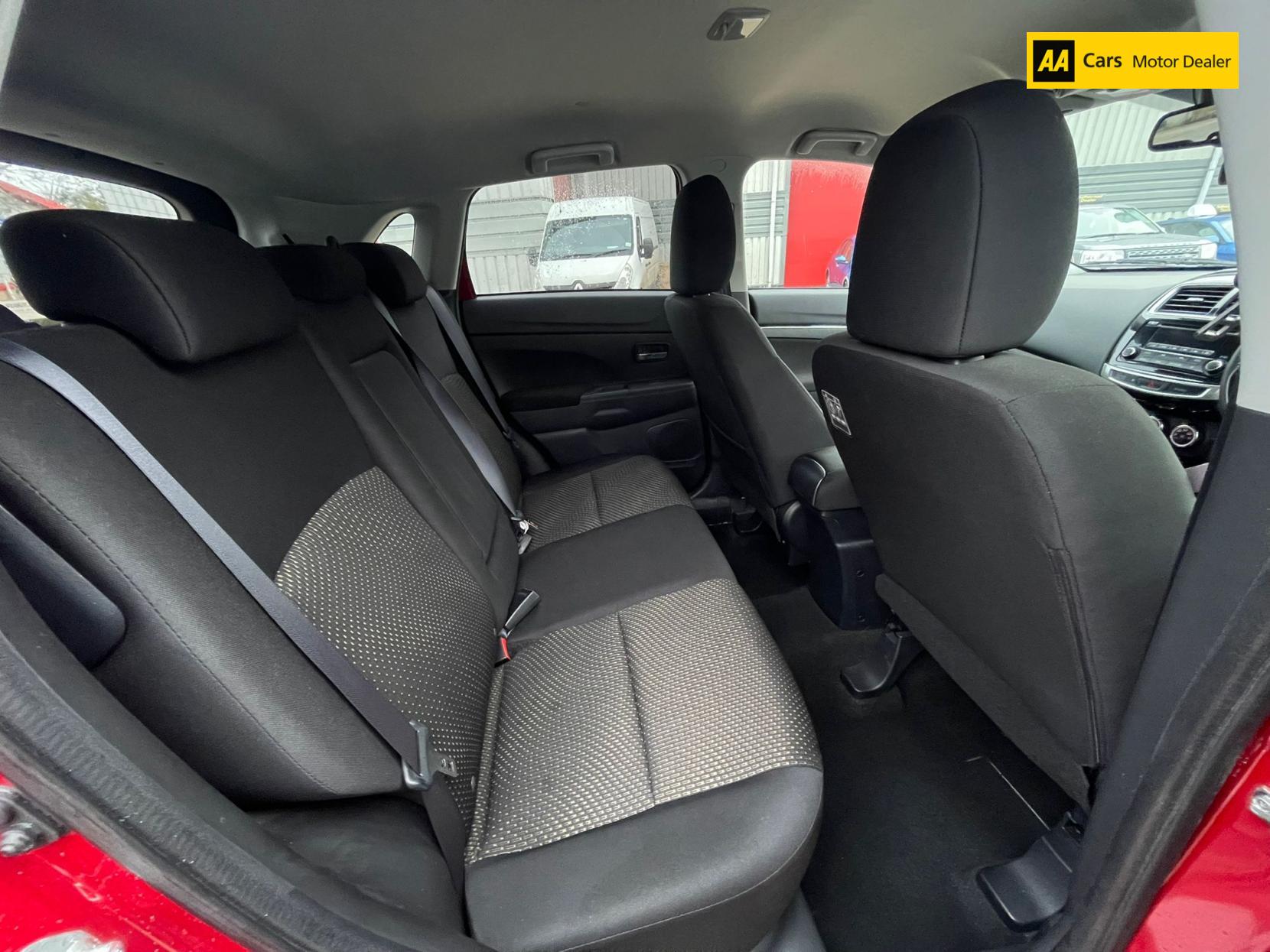 Mitsubishi ASX 1.6 ZC-M SUV 5dr Petrol Manual Euro 6 (117 ps)