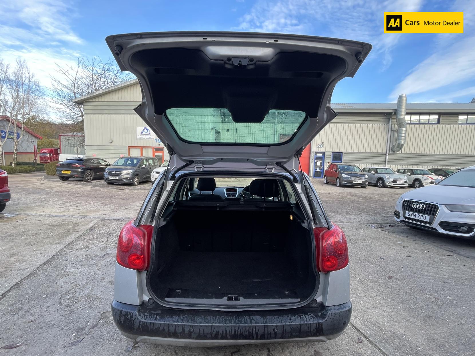 Peugeot 207 SW 1.6 VTi S Estate 5dr Petrol Automatic (a/c) (165 g/km, 120 bhp)