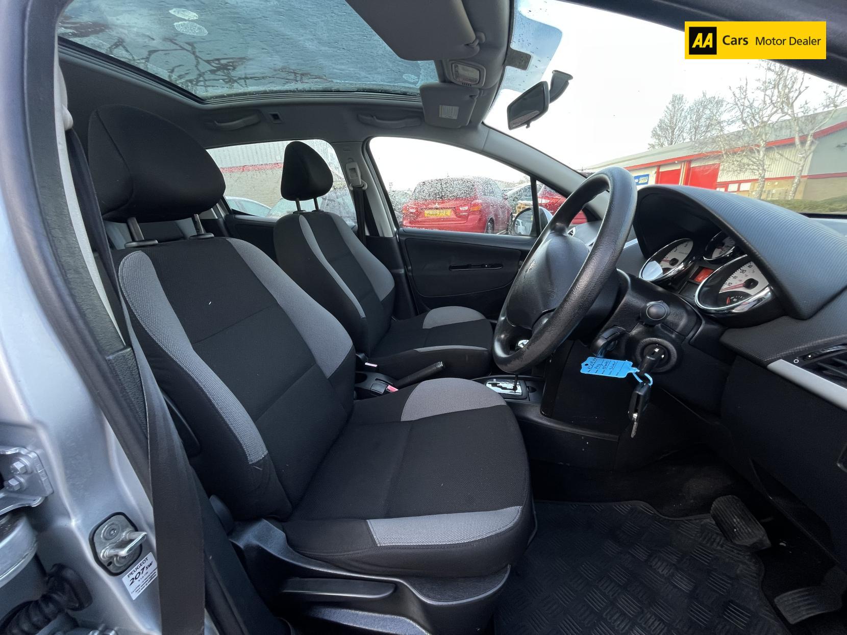 Peugeot 207 SW 1.6 VTi S Estate 5dr Petrol Automatic (a/c) (165 g/km, 120 bhp)