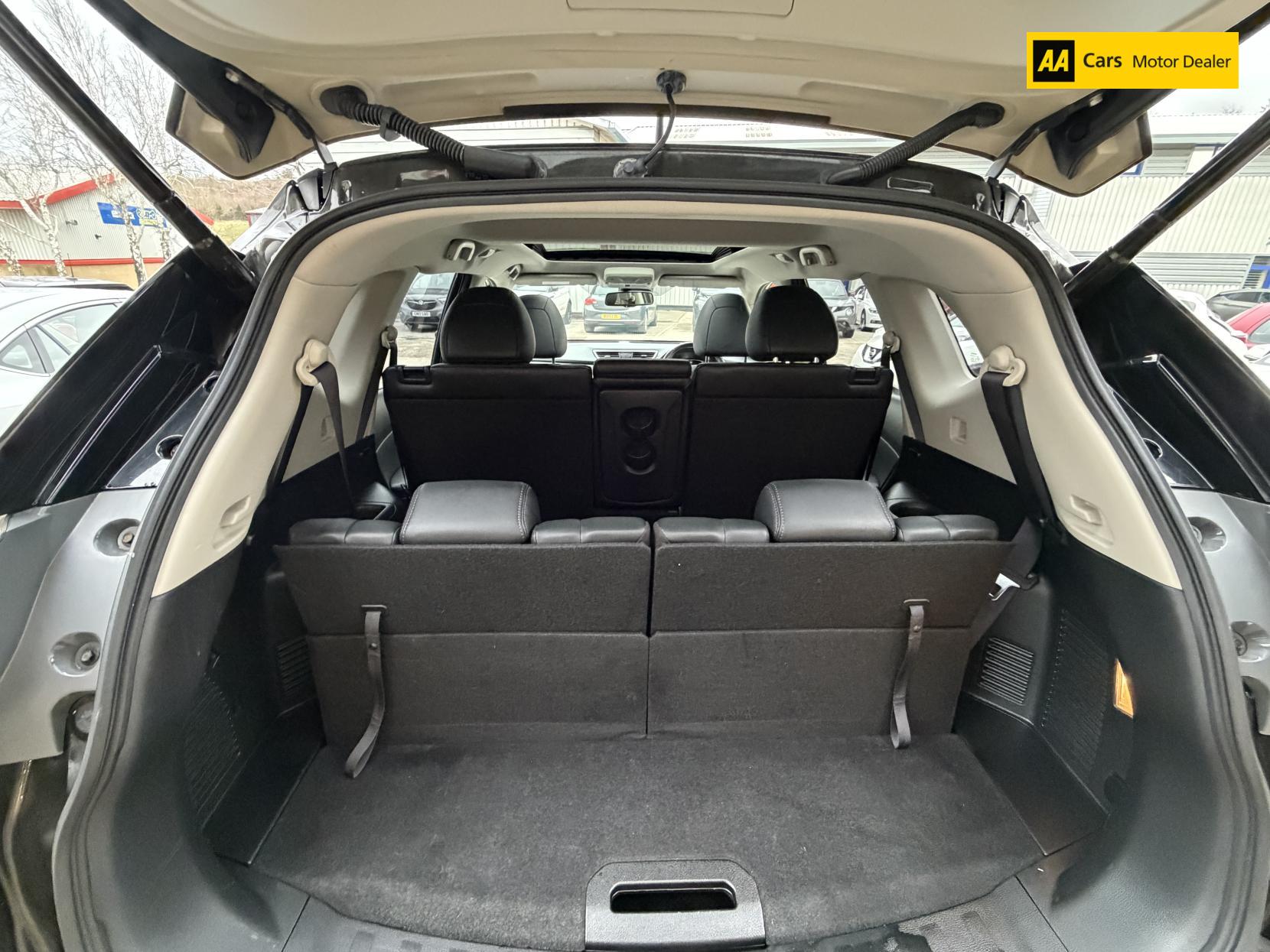 Nissan X-Trail 1.6 dCi Tekna SUV 5dr Diesel XTRON Euro 6 (s/s) (130 ps)