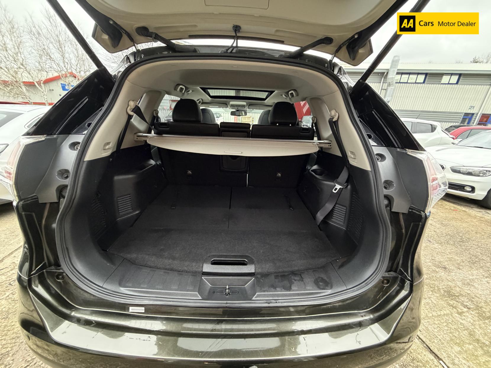 Nissan X-Trail 1.6 dCi Tekna SUV 5dr Diesel XTRON Euro 6 (s/s) (130 ps)