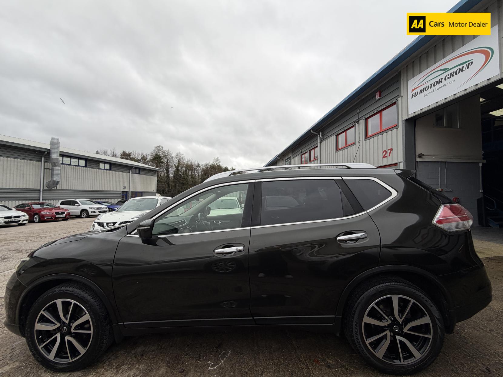 Nissan X-Trail 1.6 dCi Tekna SUV 5dr Diesel XTRON Euro 6 (s/s) (130 ps)