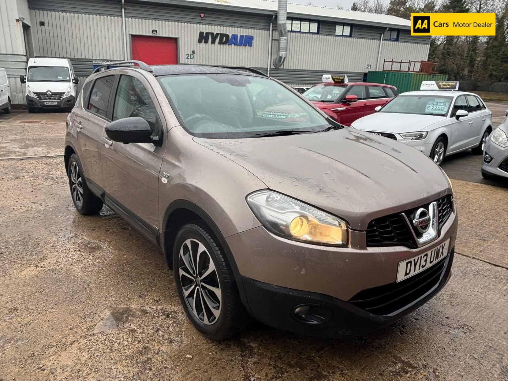 Nissan Qashqai 1.6 dCi 360 SUV 5dr Diesel Manual 4WD Euro 5 (s/s) (130 ps)