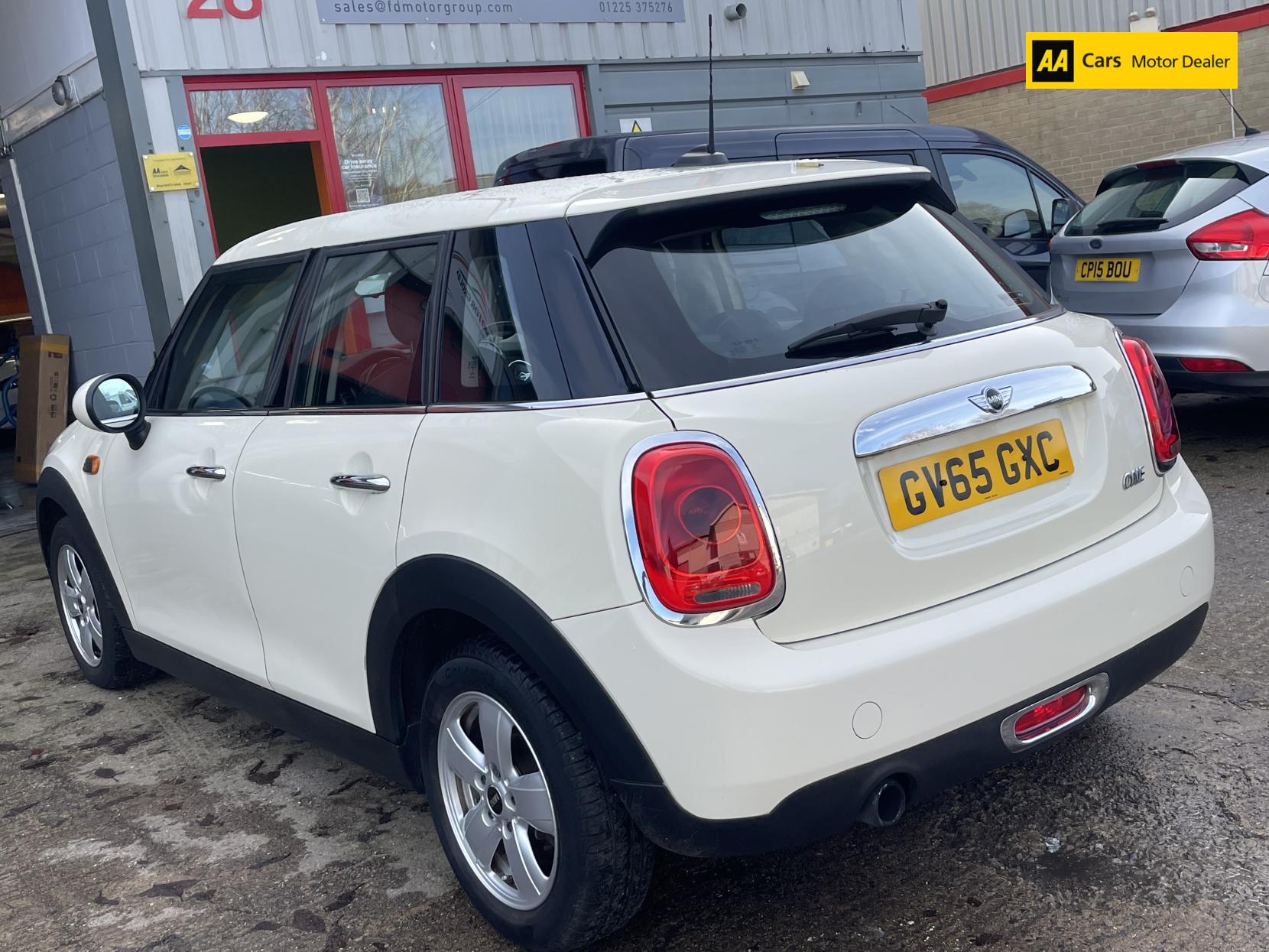 MINI Hatch 1.2 One Hatchback 5dr Petrol Manual Euro 6 (s/s) (102 ps)