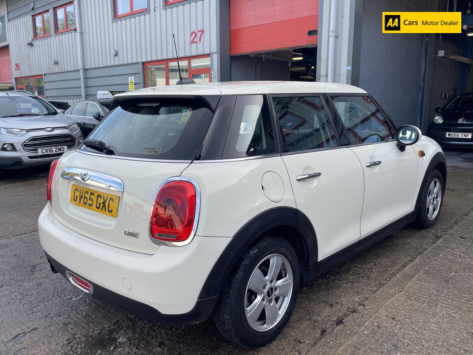 MINI Hatch 1.2 One Hatchback 5dr Petrol Manual Euro 6 (s/s) (102 ps)