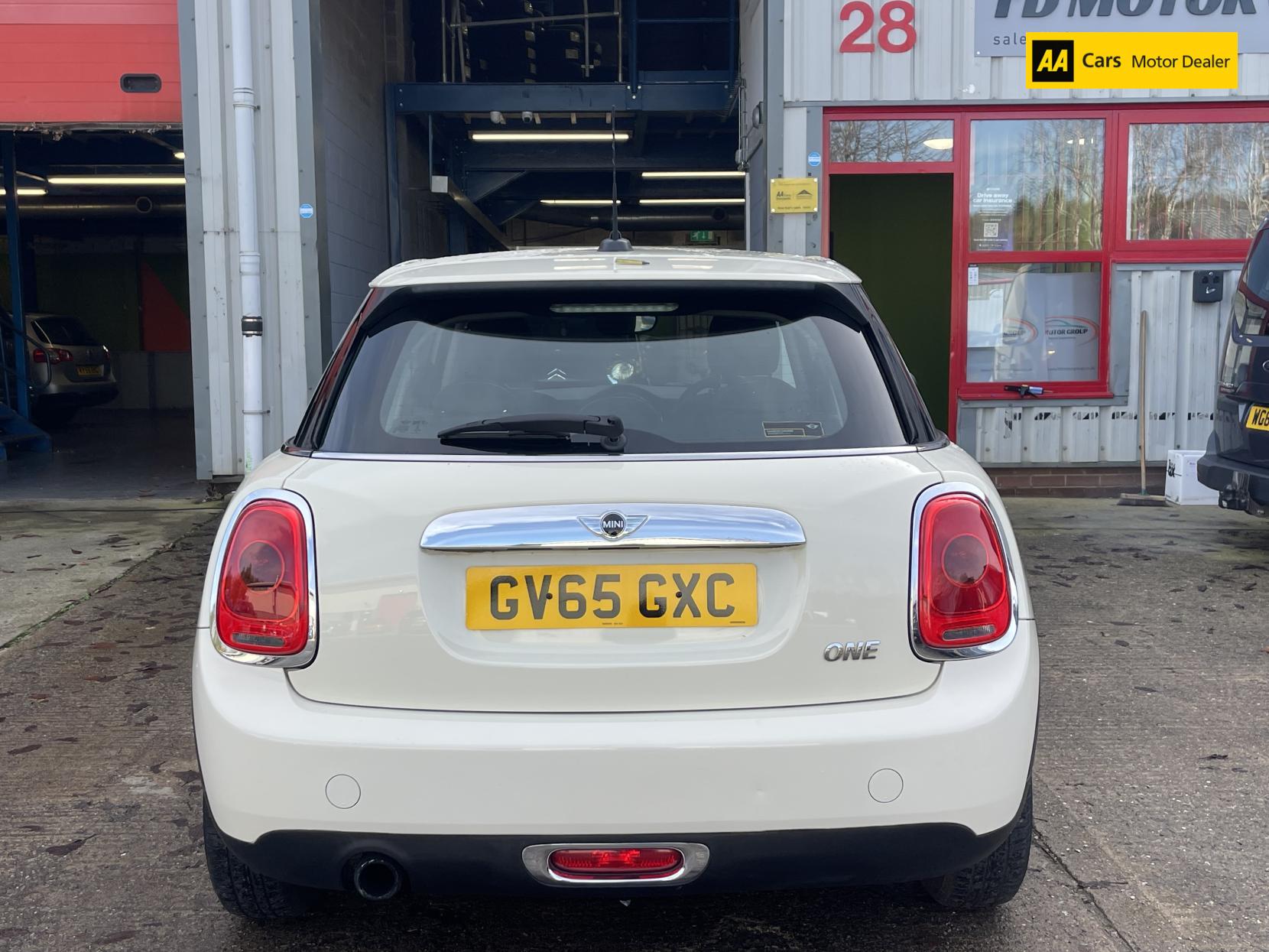 MINI Hatch 1.2 One Hatchback 5dr Petrol Manual Euro 6 (s/s) (102 ps)