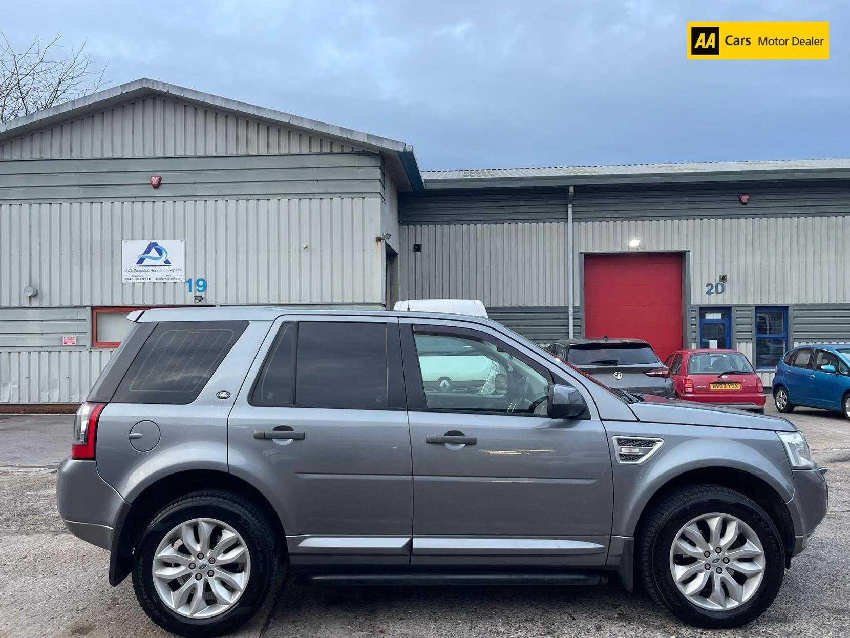 Land Rover Freelander 2 2.2 SD4 HSE SUV 5dr Diesel CommandShift 4WD Euro 5 (190 ps)