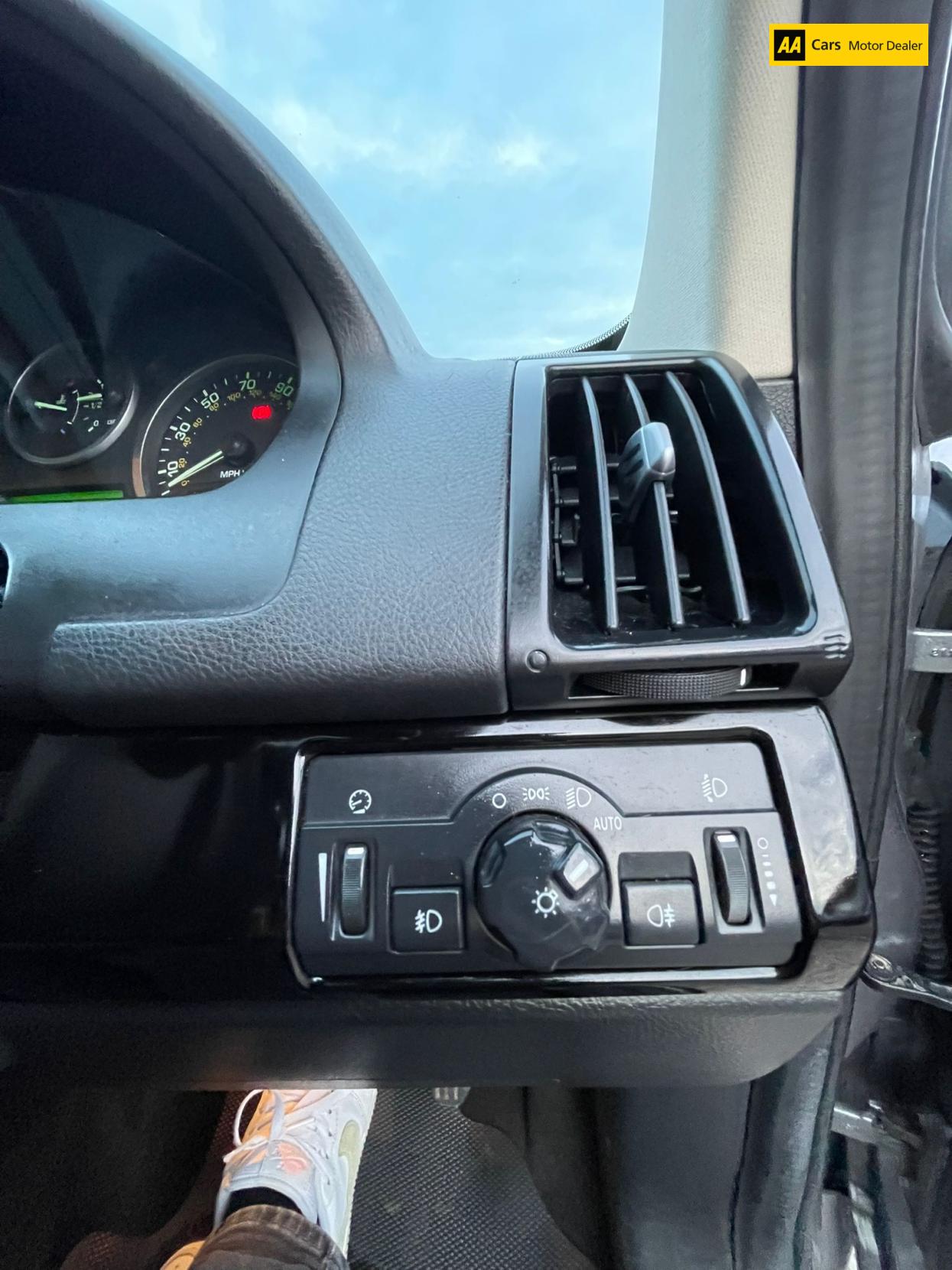 Land Rover Freelander 2 2.2 SD4 HSE SUV 5dr Diesel CommandShift 4WD Euro 5 (190 ps)