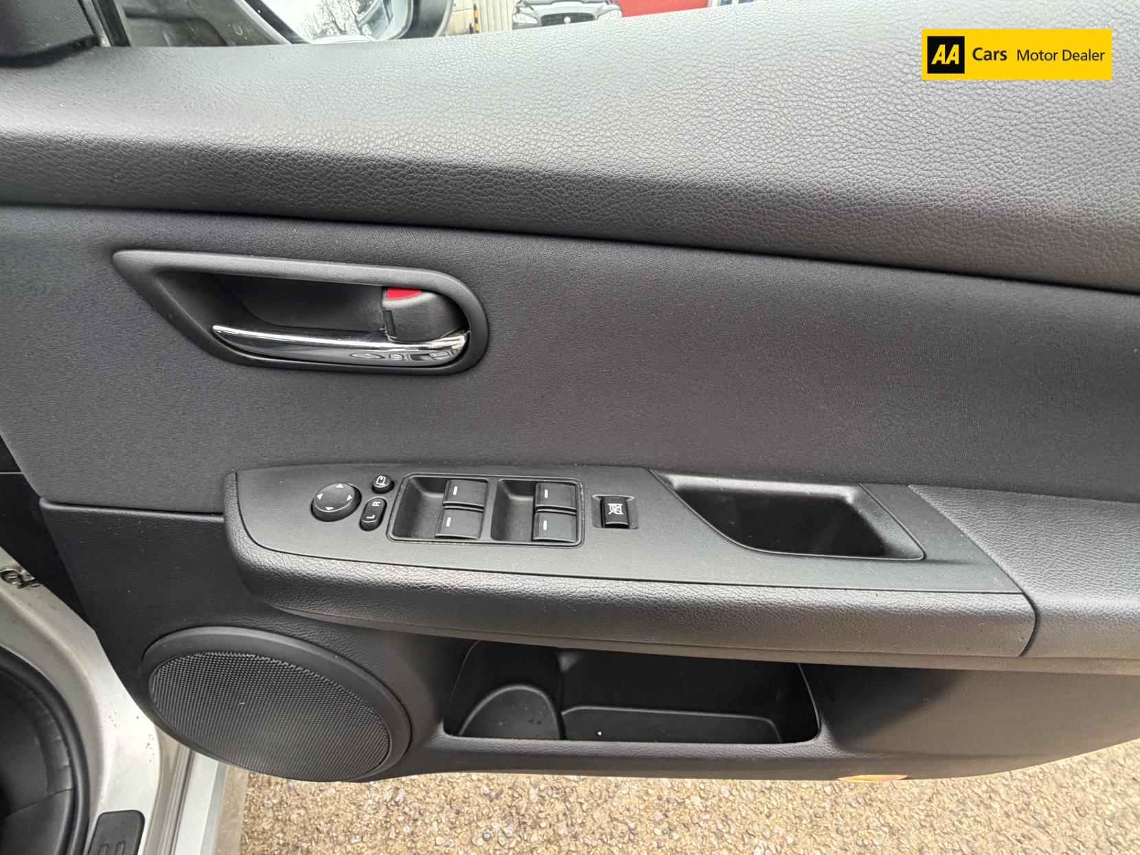 Mazda Mazda6 2.0 TS2 Hatchback 5dr Petrol Manual Euro 5 (155 ps)