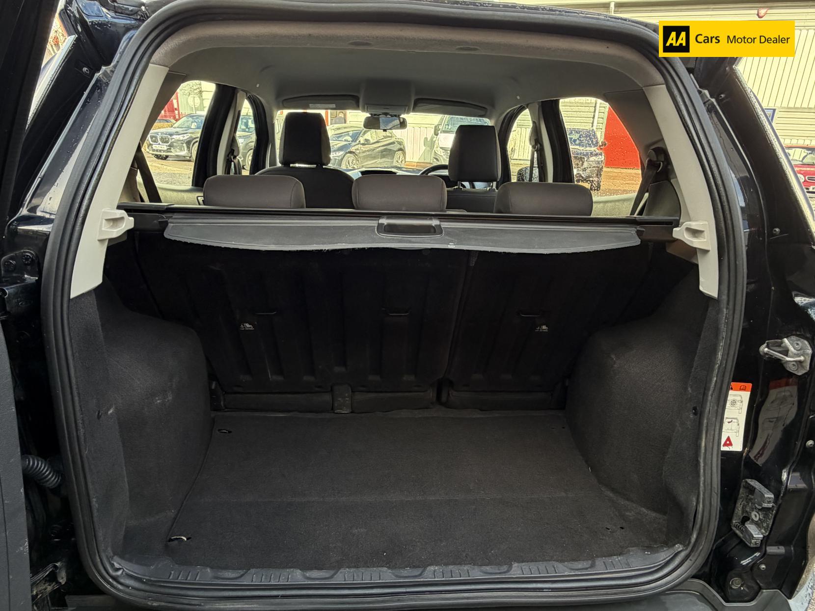 Ford EcoSport 1.5 TDCi Zetec SUV 5dr Diesel Manual 2WD Euro 5 (90 ps)