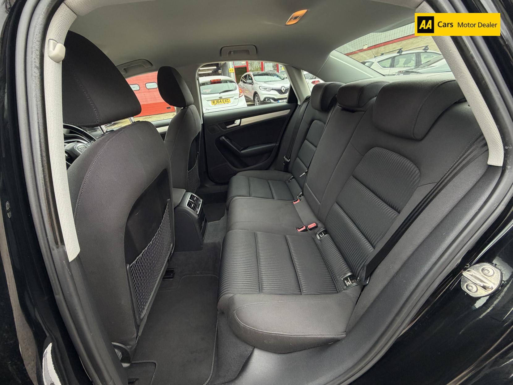 Audi A4 2.0 TDI SE Saloon 4dr Diesel Manual Euro 4 (143 ps)