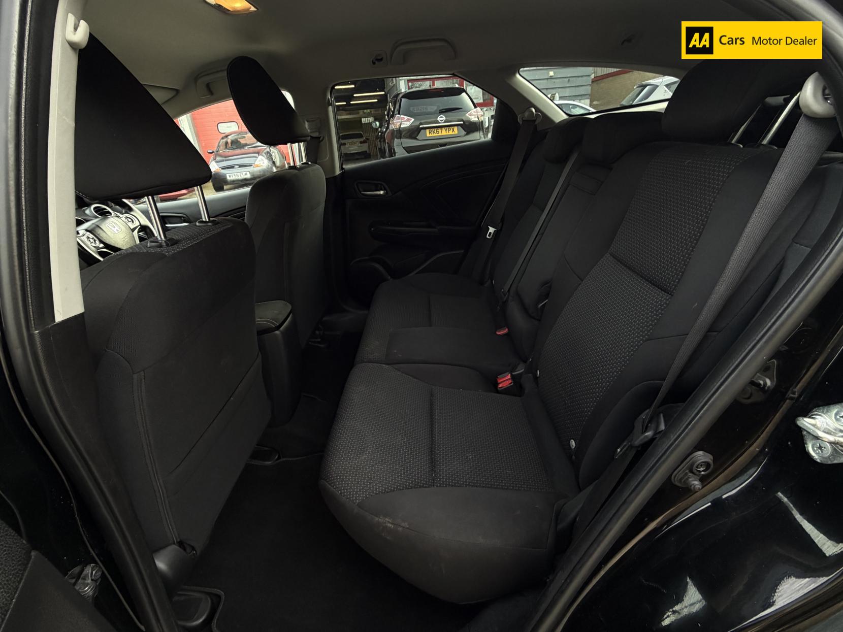 Honda Civic 1.8 i-VTEC SE Plus Tourer 5dr Petrol Manual Euro 6 (s/s) (142 ps)