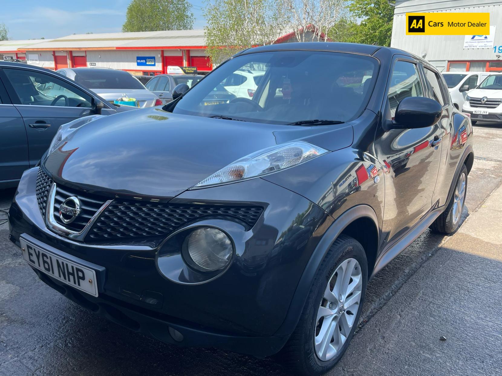 Nissan Juke 1.5 dCi 8v Tekna SUV 5dr Diesel Manual Euro 5 (110 ps)