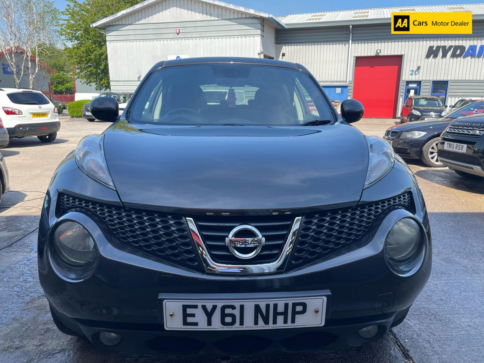 Nissan Juke 1.5 dCi 8v Tekna SUV 5dr Diesel Manual Euro 5 (110 ps)