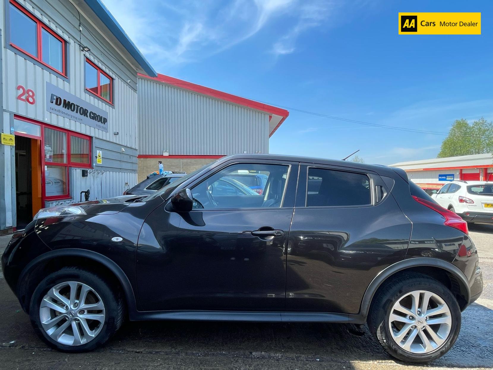 Nissan Juke 1.5 dCi 8v Tekna SUV 5dr Diesel Manual Euro 5 (110 ps)