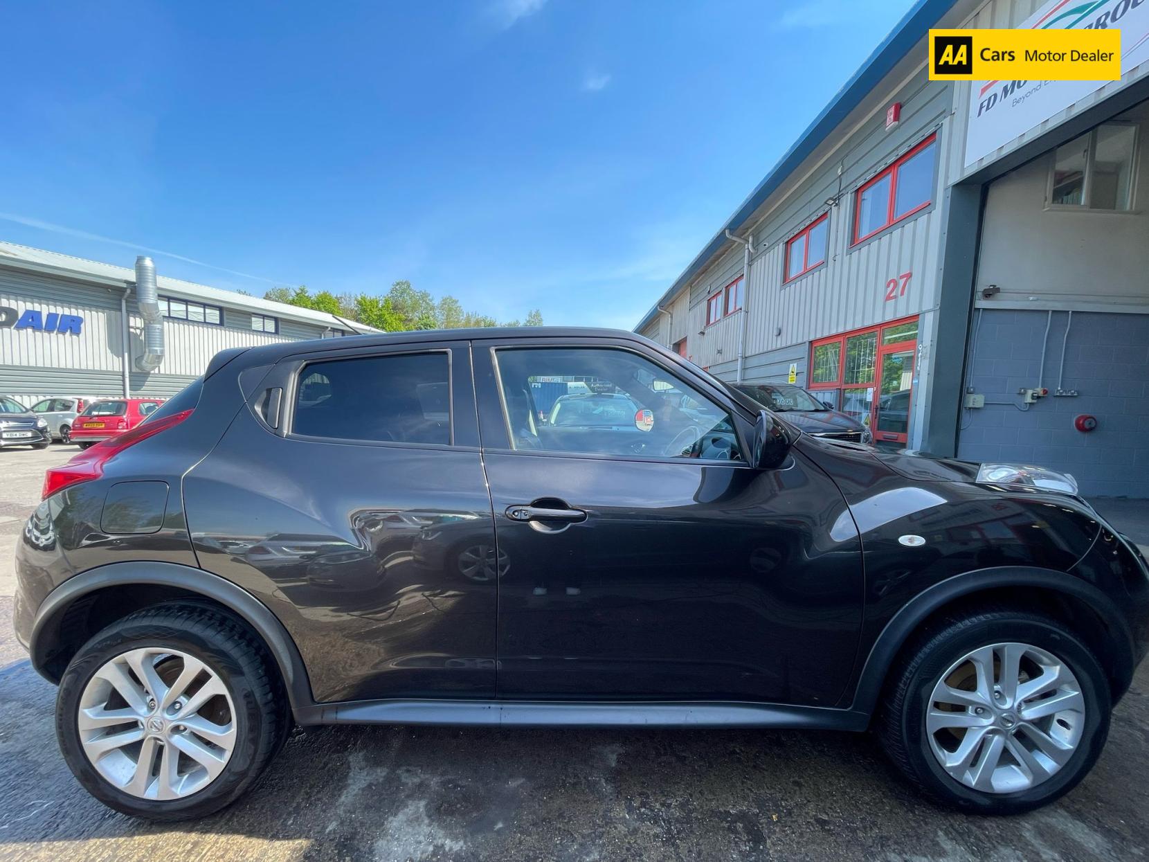 Nissan Juke 1.5 dCi 8v Tekna SUV 5dr Diesel Manual Euro 5 (110 ps)