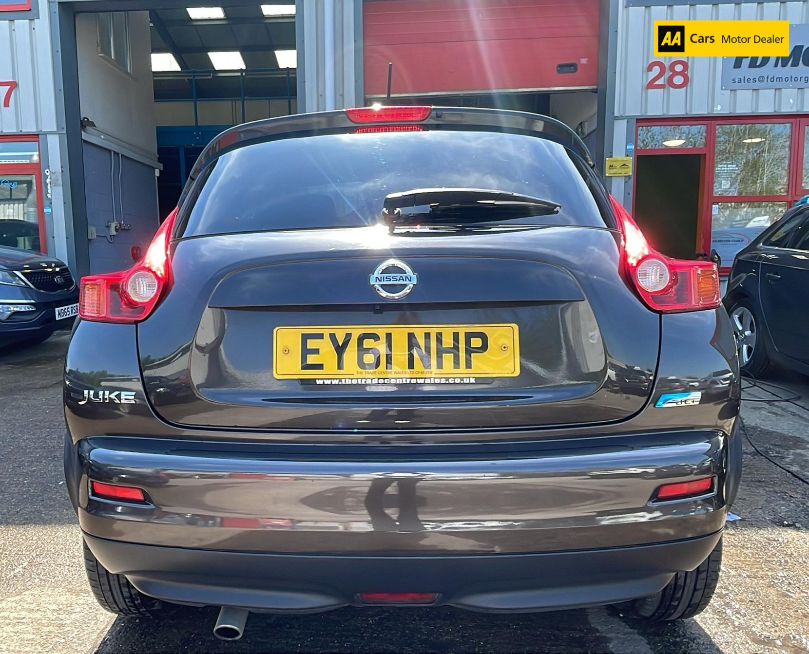 Nissan Juke 1.5 dCi 8v Tekna SUV 5dr Diesel Manual Euro 5 (110 ps)