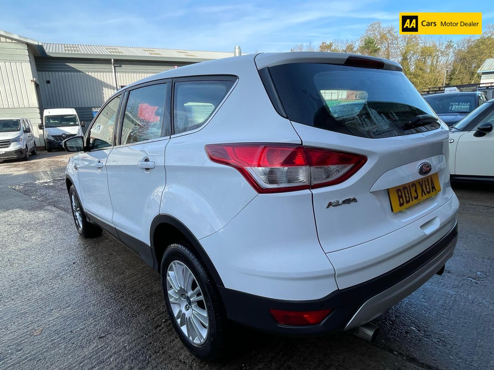 Ford Kuga 2.0 TDCi Titanium SUV 5dr Diesel Powershift AWD Euro 5 (163 ps)