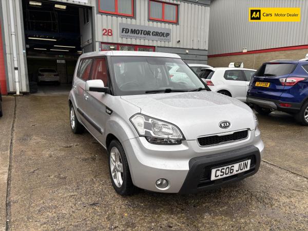 Kia Soul 1.6 CRDi 2 SUV 5dr Diesel Manual Euro 4 (126 bhp)