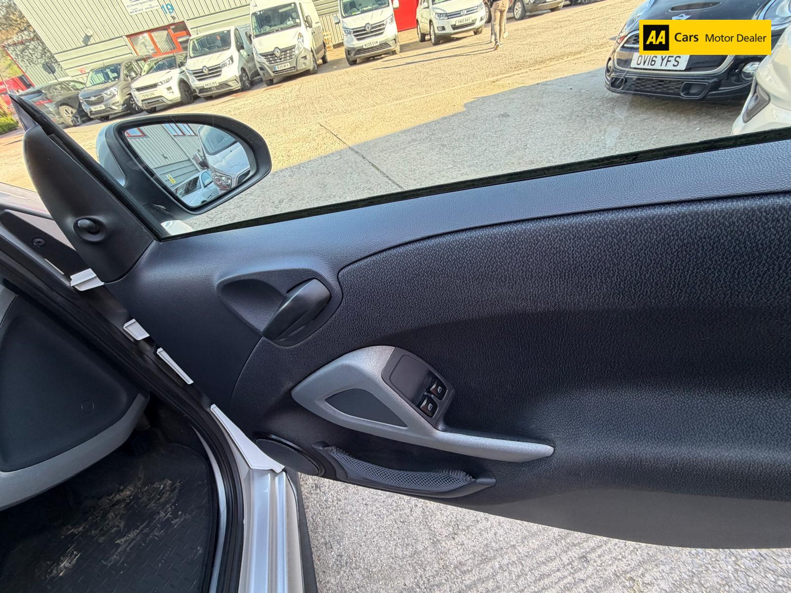 Smart fortwo 1.0 MHD Pure Coupe 2dr Petrol Auto Euro 4 (61 bhp)