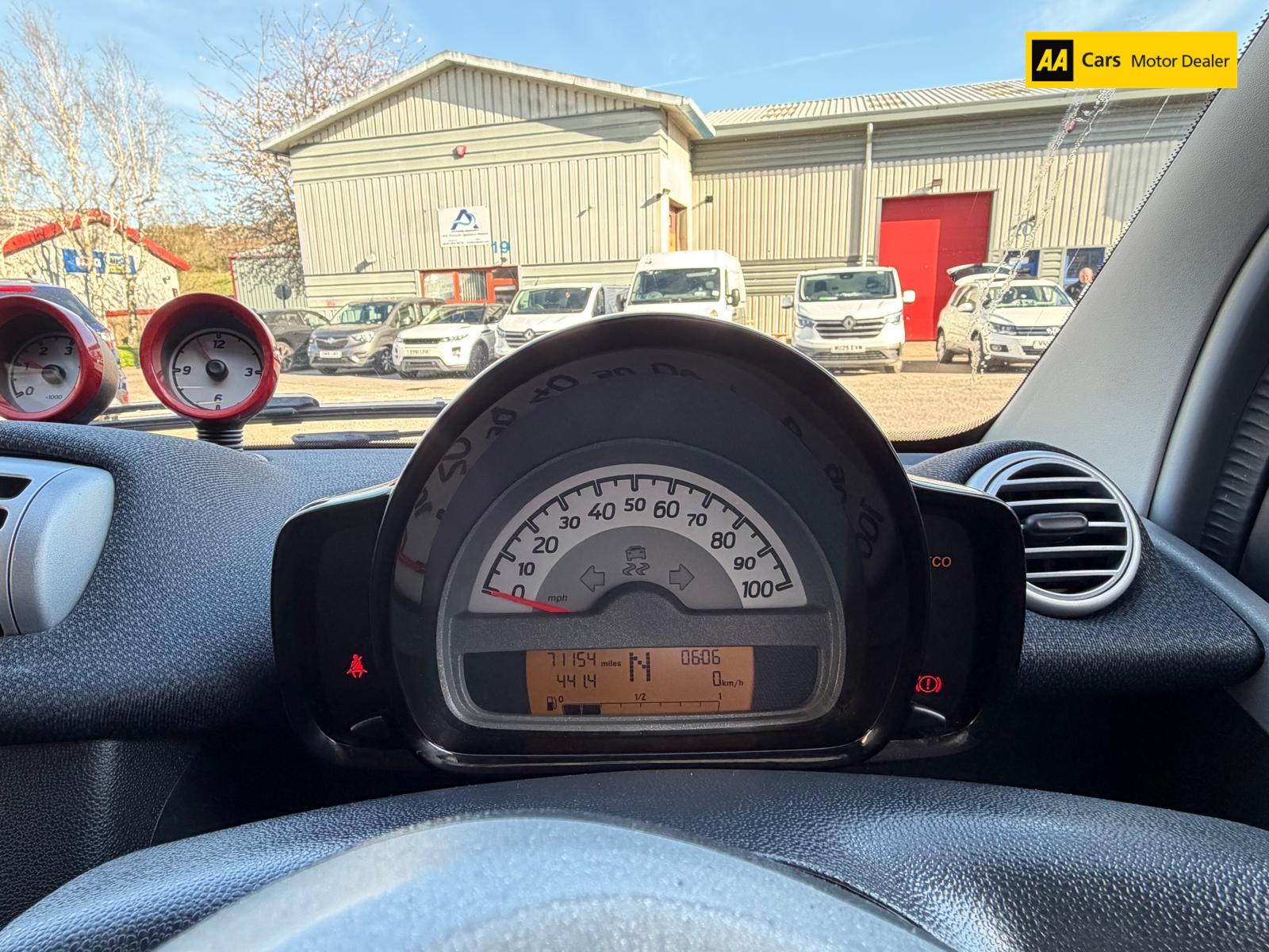 Smart fortwo 1.0 MHD Pure Coupe 2dr Petrol Auto Euro 4 (61 bhp)