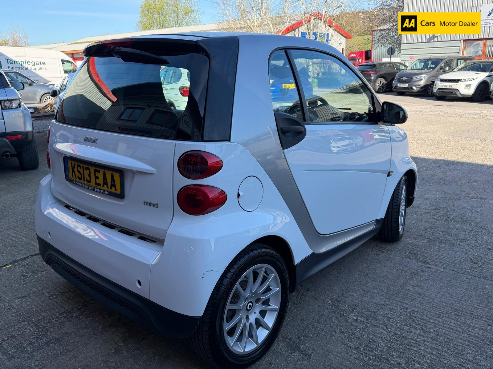 Smart fortwo 1.0 MHD Pure Coupe 2dr Petrol Auto Euro 4 (61 bhp)