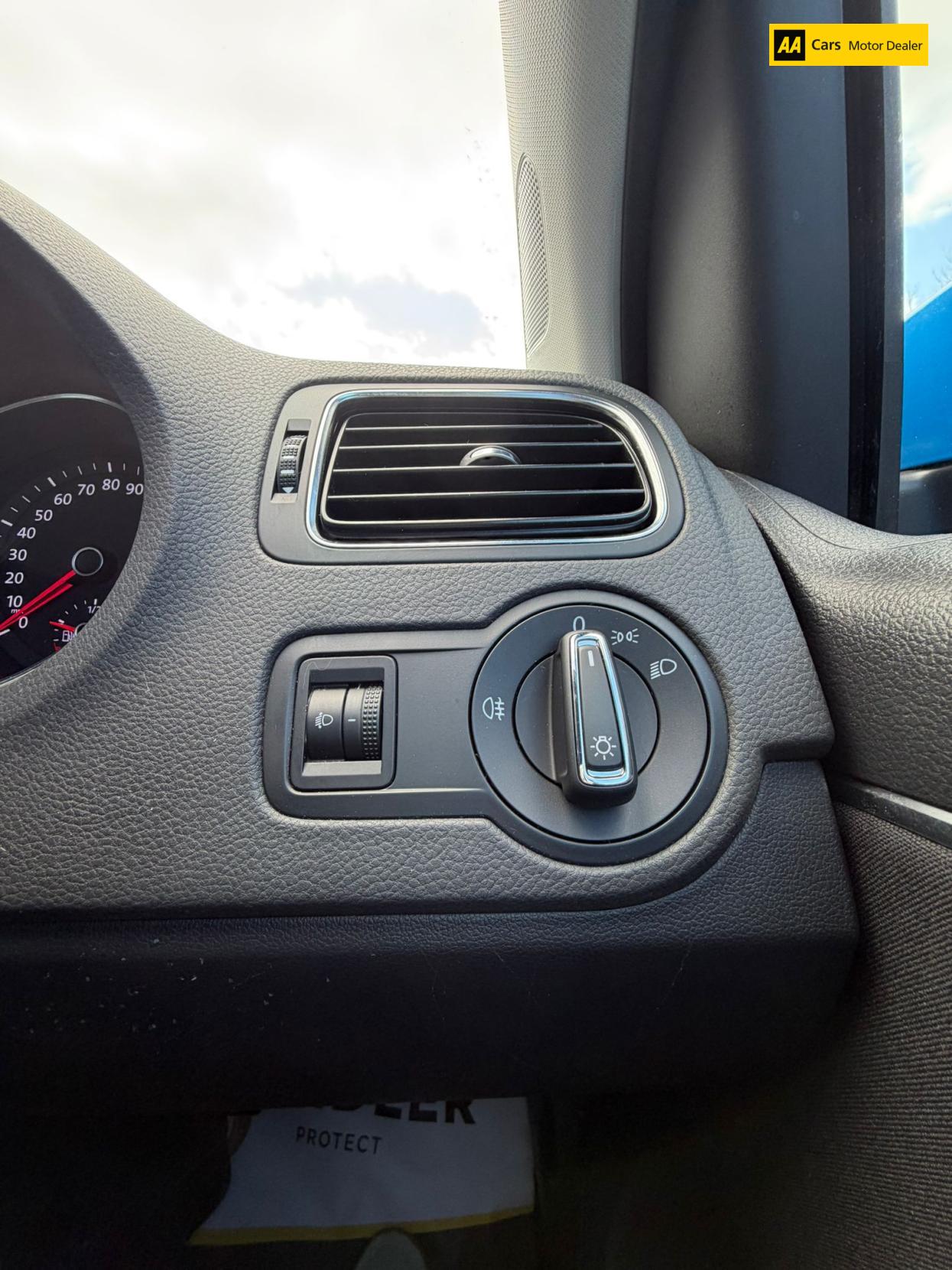 Volkswagen Polo 1.2 TSI BlueMotion Tech SE Hatchback 5dr Petrol Manual Euro 6 (s/s) (90 ps)