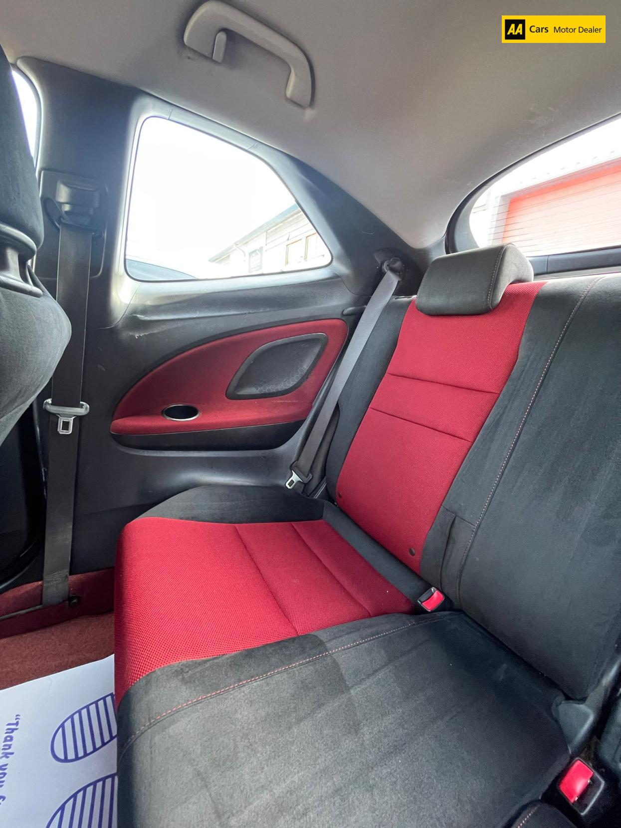 Honda Civic 2.0 i-VTEC Type R GT Hatchback 3dr Petrol Manual (215 g/km, 197 bhp)